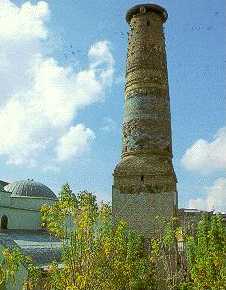 tarihi ulu camii minaresi